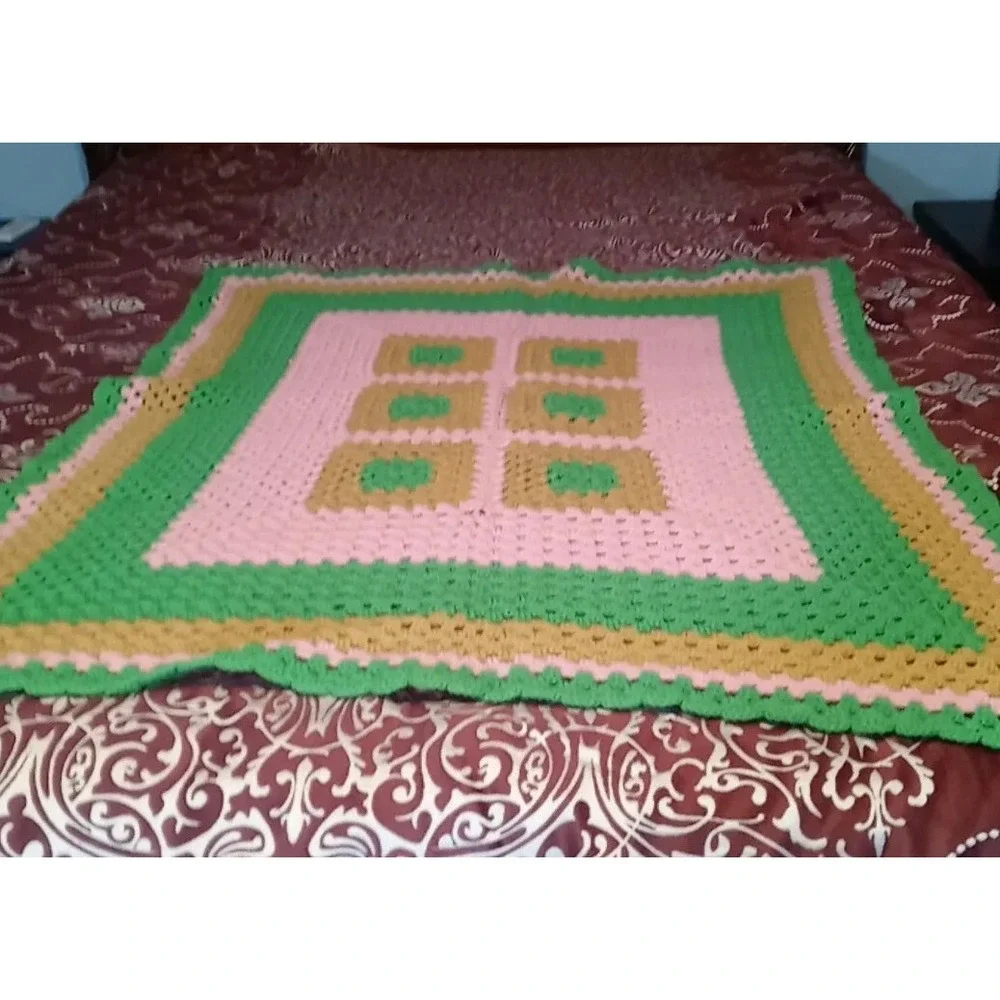 Vtg Handmade Granny Square Blanket Crochet Knit‎ Afghan Throw Blanket 45 X 37